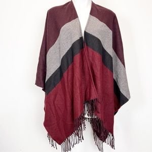 Uniqlo cape wrap fringed color block